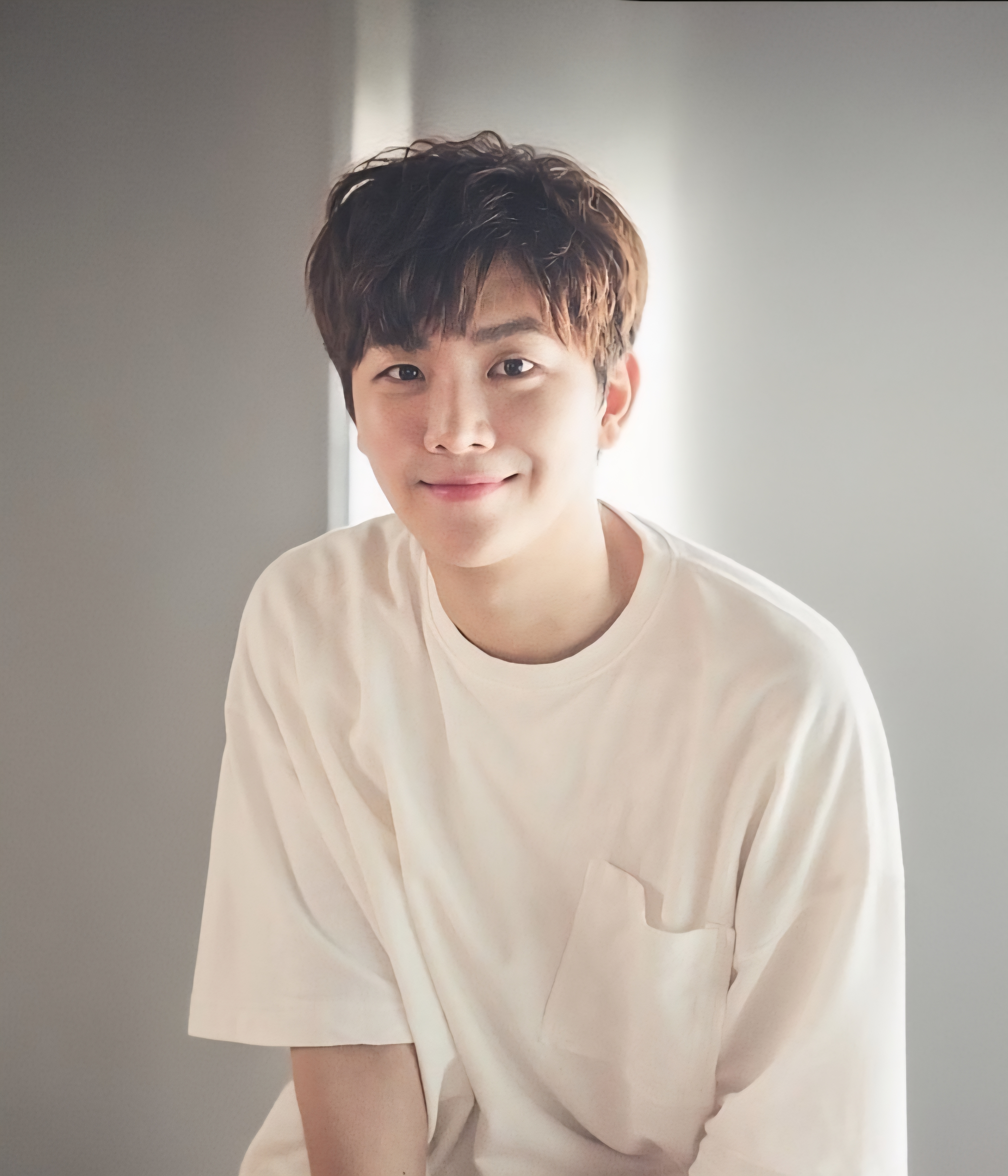 찬엔터_배우 김형석_전속계약_보도자료 기사 사진.jpg